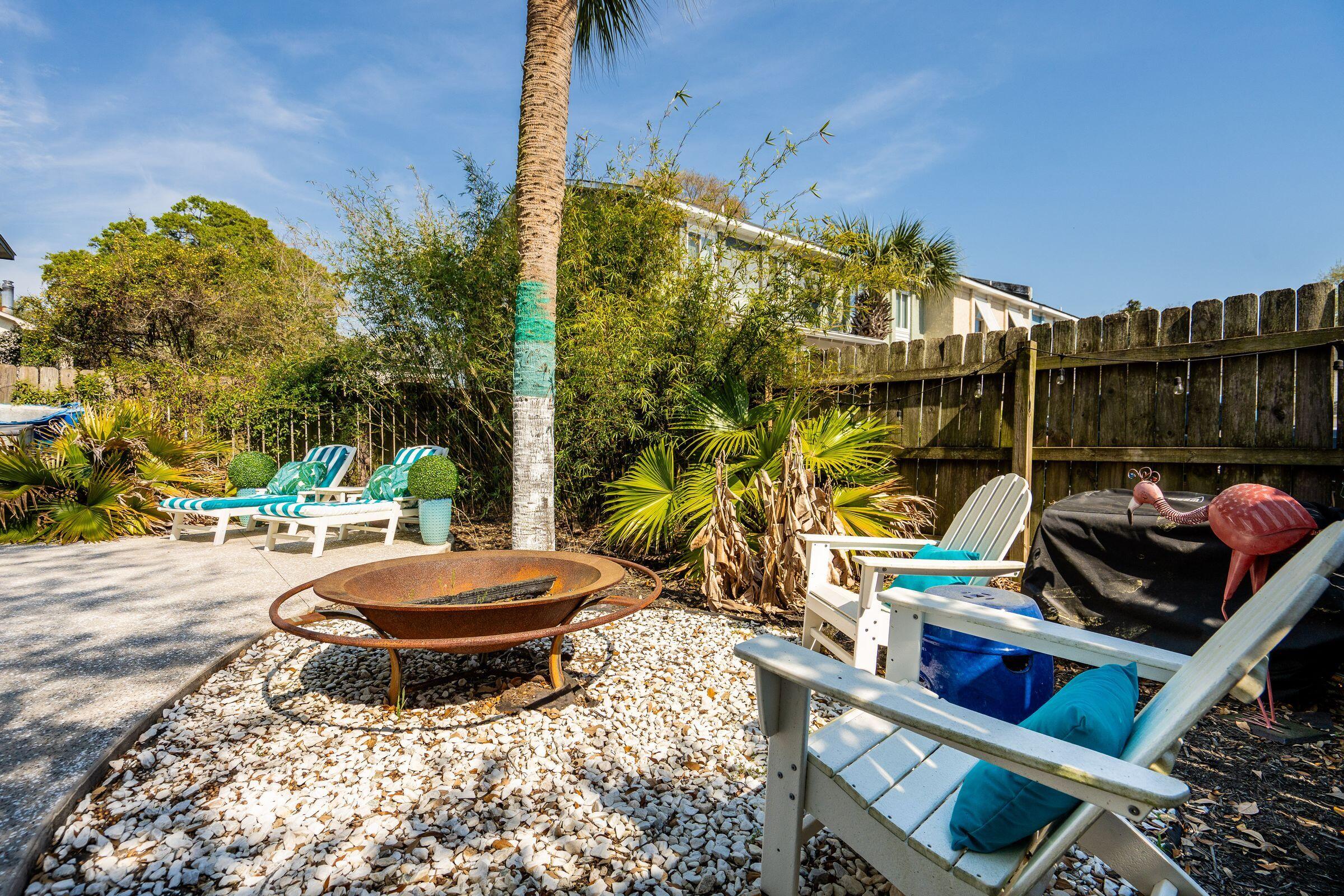759 Center Street Mount Pleasant, SC 29464 - Photo 25 of 35 Large Fenced In Back Patio
