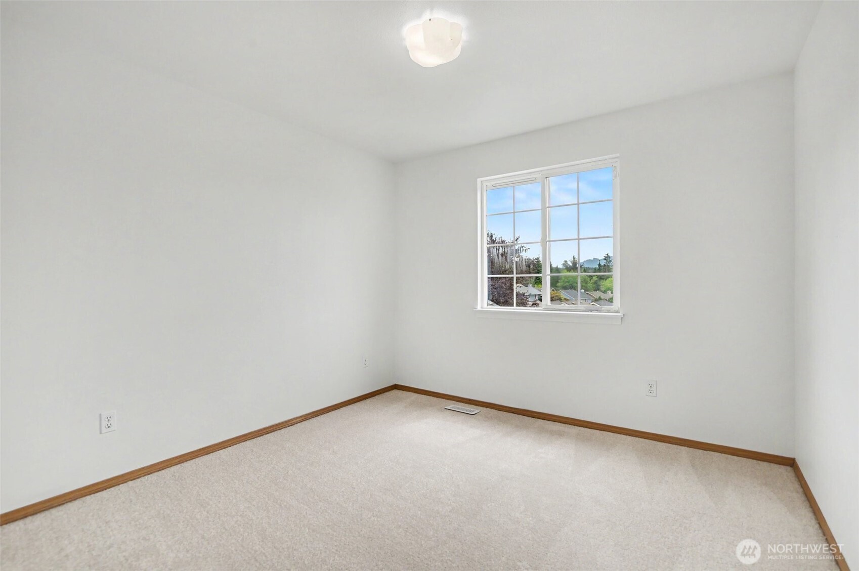 13448 Elk Ridge Road Southeast Monroe, WA 98272 - Photo 19 of 30