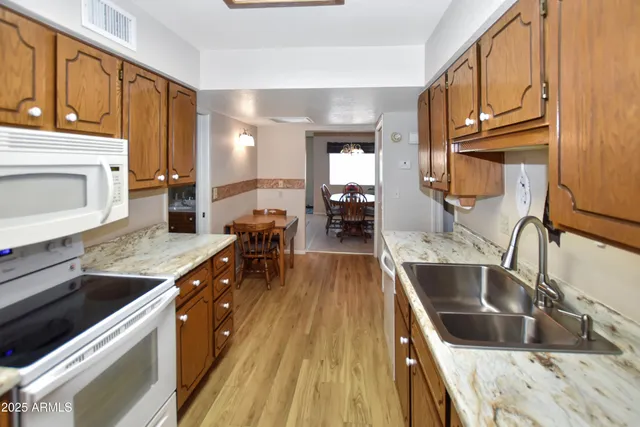 $275,000 | 440 South Parkcrest, Unit 103, Mesa, AZ 85206