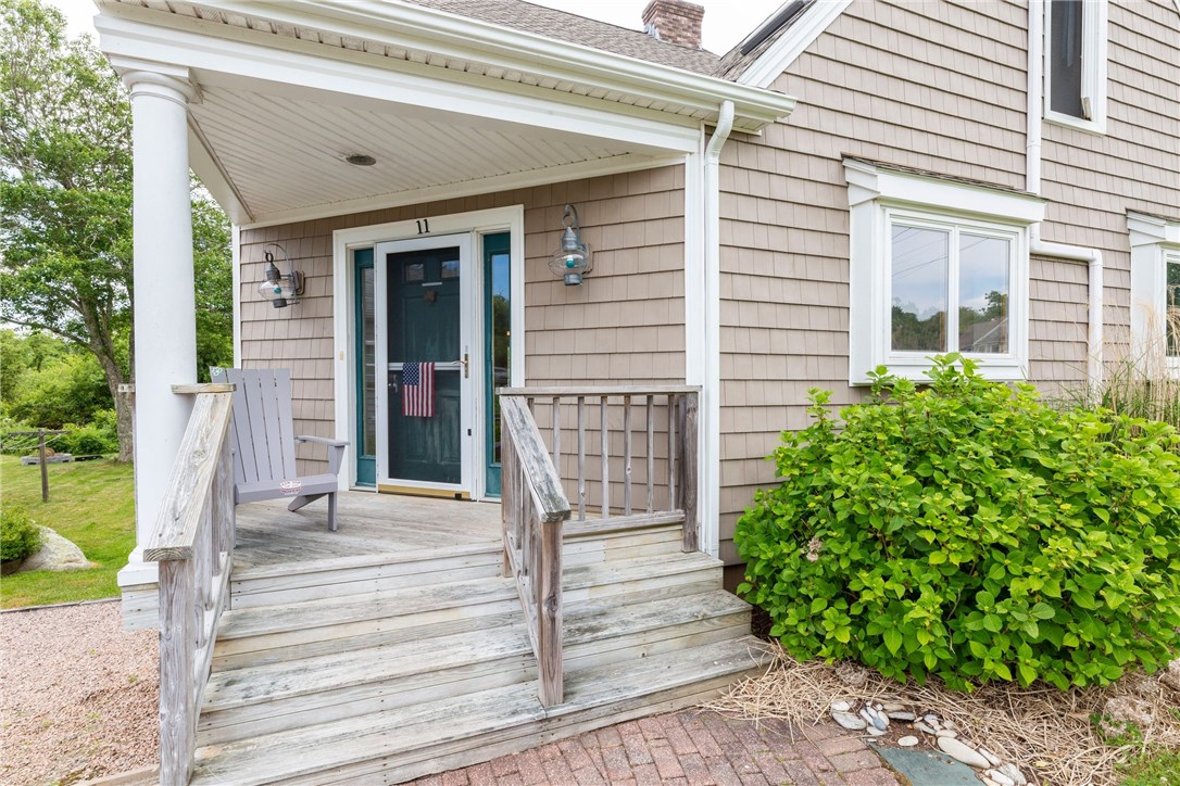 11 Buddington Road Charlestown, RI 02813 - Photo 3 of 40