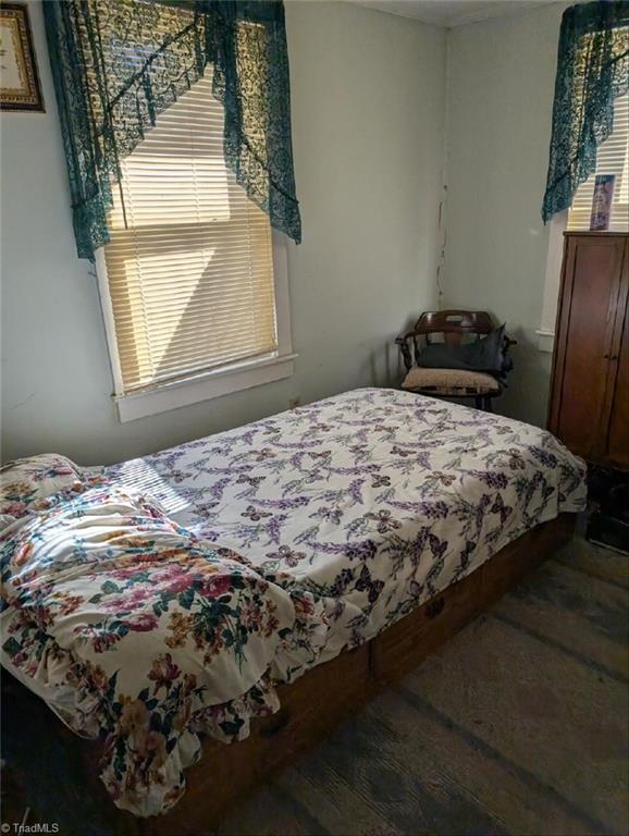 313 Small Street Thomasville, NC 27360 - Photo 7 of 9