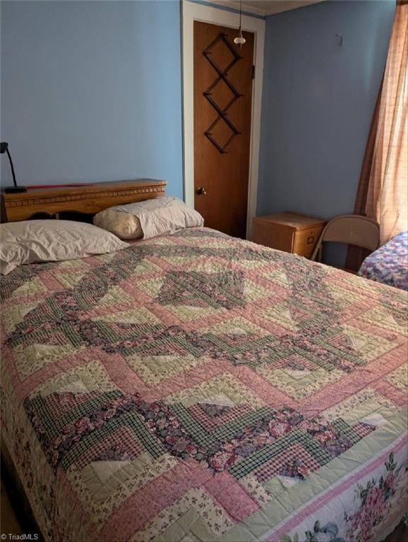 313 Small Street Thomasville, NC 27360 - Photo 8 of 9