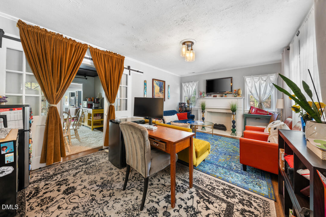 2811 Omah Street Durham, NC 27705 - Photo 4 of 74 DSC01109