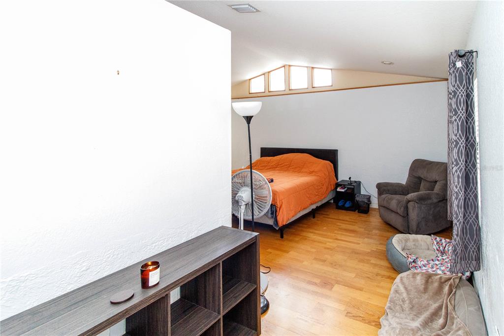 525 4th Avenue Southwest Largo, FL 33770 - Photo 20 of 27