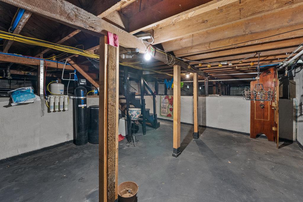 2970 Freedom Boulevard Watsonville, CA 95076 - Photo 31 of 58 a view of a storage room