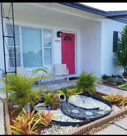 $3,300 | 2340 Avenue M, Riviera Beach, FL 33404