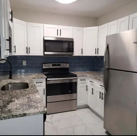 $3,300 | 2340 Avenue M, Riviera Beach, FL 33404