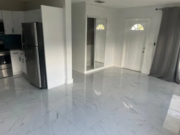 $3,300 | 2340 Avenue M, Riviera Beach, FL 33404