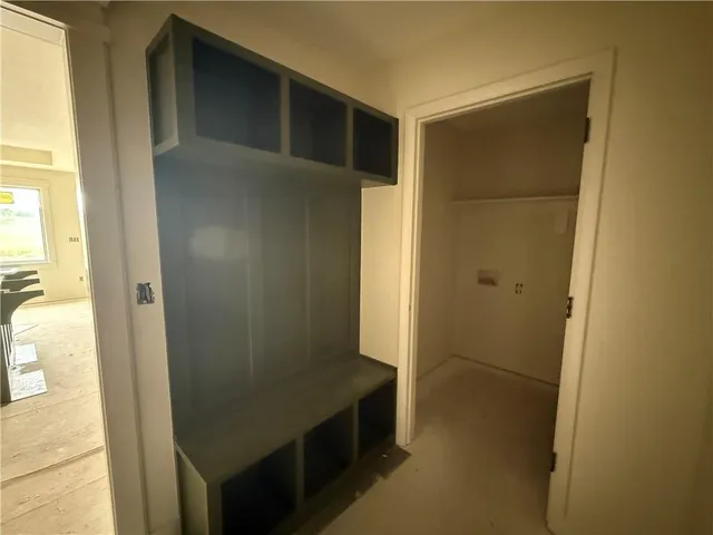 $420,000 | 701 Southeast 21st Street, Oak Grove, MO 64075