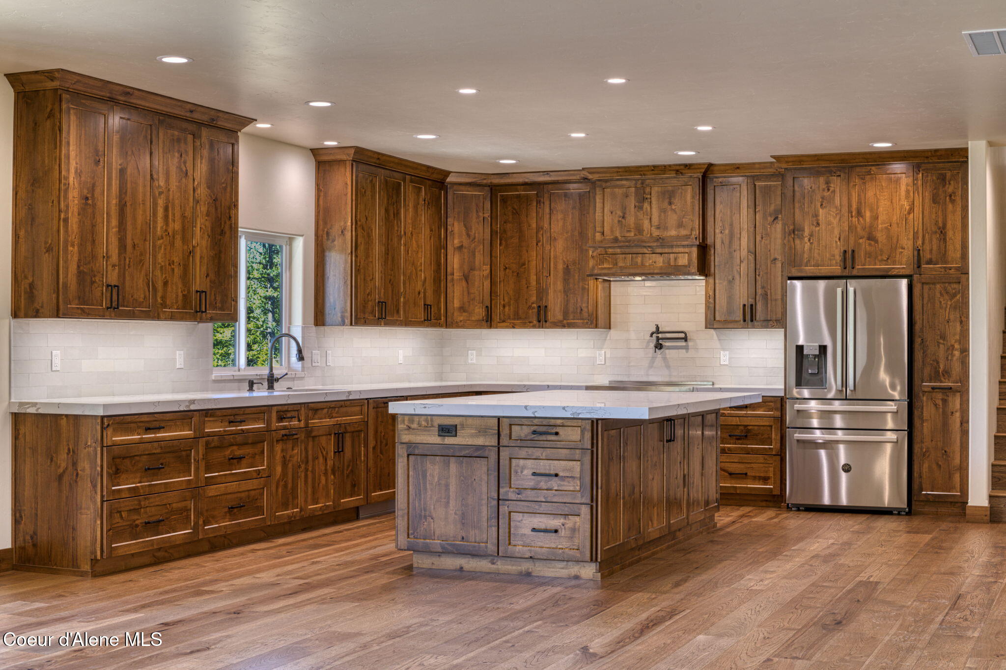 4450 Dufort Road Sagle, ID 83860 - Photo 17 of 81 Kitchen