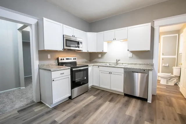 $132,500 | 409 West 5th Street, Newton, KS 67114