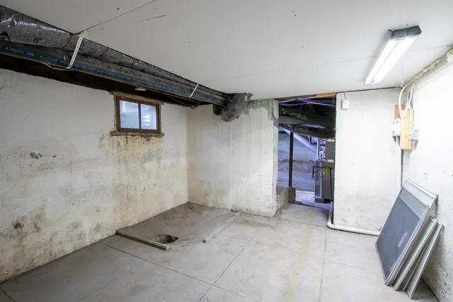 $132,500 | 409 West 5th Street, Newton, KS 67114