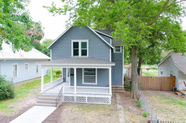 $132,500 | 409 West 5th Street, Newton, KS 67114
