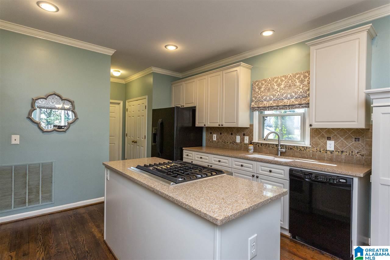 1416 Eden Ridge Circle Birmingham, AL 35244 - Photo 4 of 47