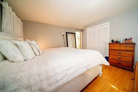 $1,100,000 | 4 5th Street North, Edgartown, MA 02539