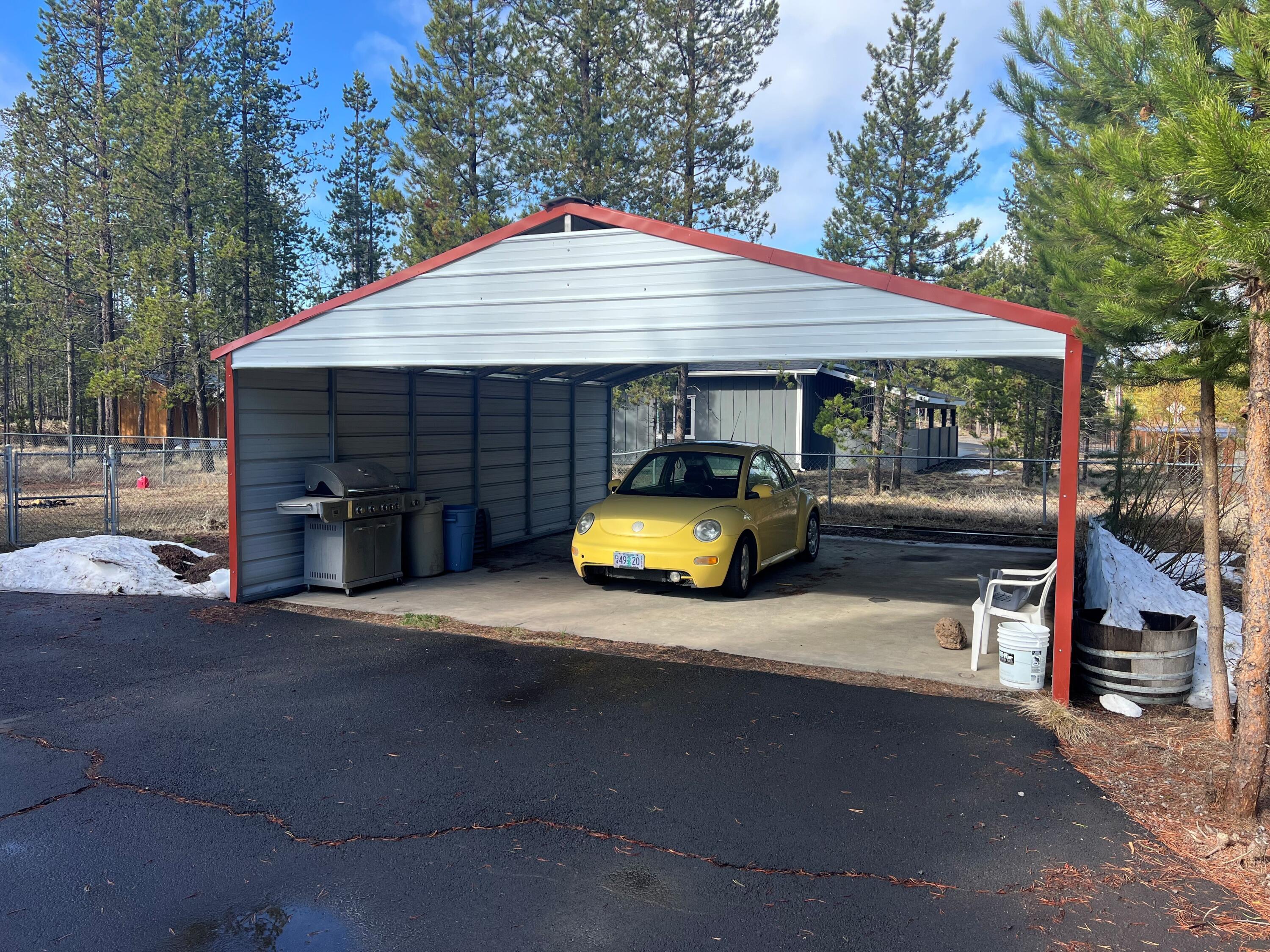 17219 Bakersfield Road Bend, OR 97707 - Photo 3 of 10 Pic 2