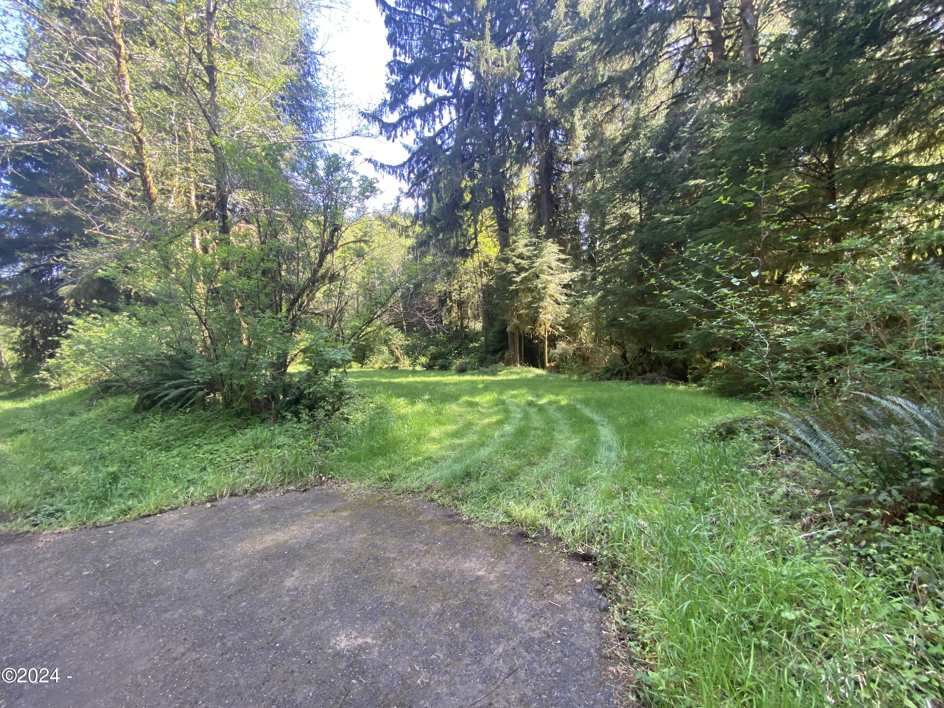 1000 Hamer Road Siletz, OR 97380 - Photo 2 of 11 Entrance