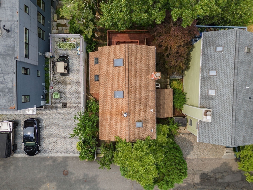 75 Russell Road Wellesley, MA 02482 - Photo 29 of 30 an aerial view of a house with sink
