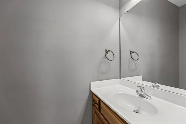 $369,000 | 708 Northeast 99th Street, Kansas City, MO 64155