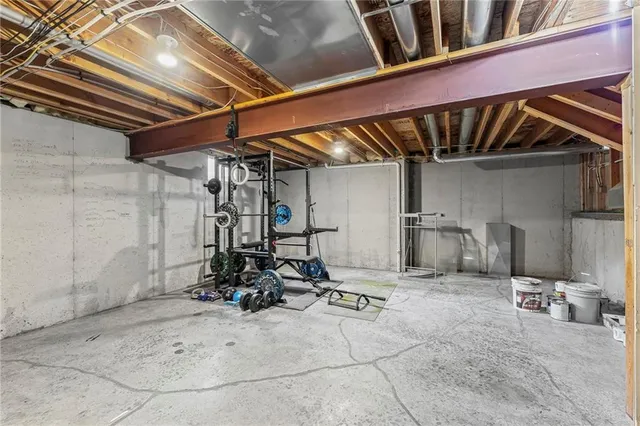 $369,000 | 708 Northeast 99th Street, Kansas City, MO 64155