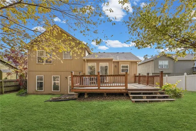 $369,000 | 708 Northeast 99th Street, Kansas City, MO 64155