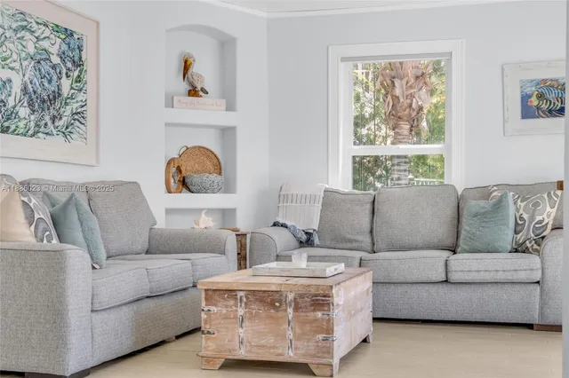 $2,399,500 | 511 4th Street, Key Colony Beach, FL 33051