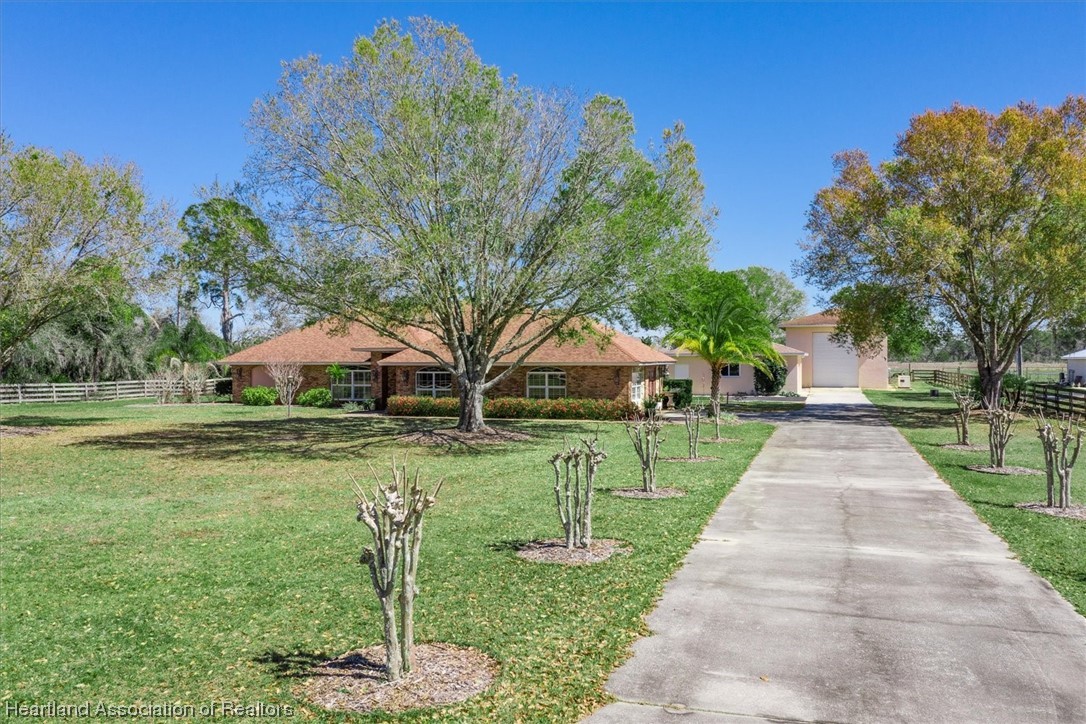 10944 Payne Road Sebring, FL 33875 - Photo 2 of 50 Gallery Image 2