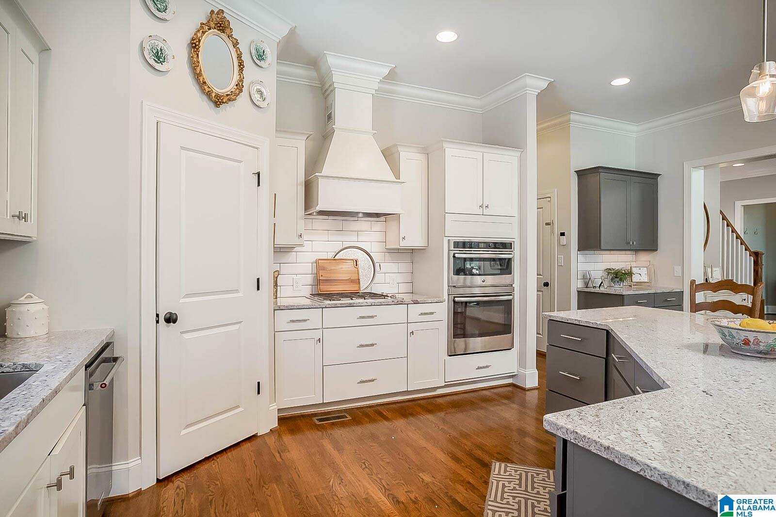 2427 Dolly Ridge Road Birmingham, AL 35243 - Photo 17 of 50