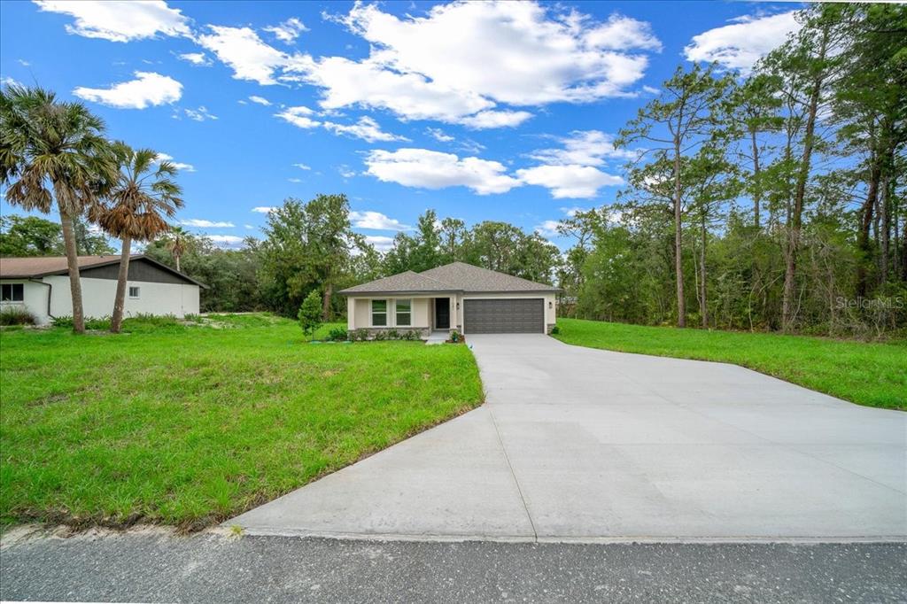 11041 Spoonbill Road Weeki Wachee, FL 34613 - Photo 8 of 26 Gallery Image 8