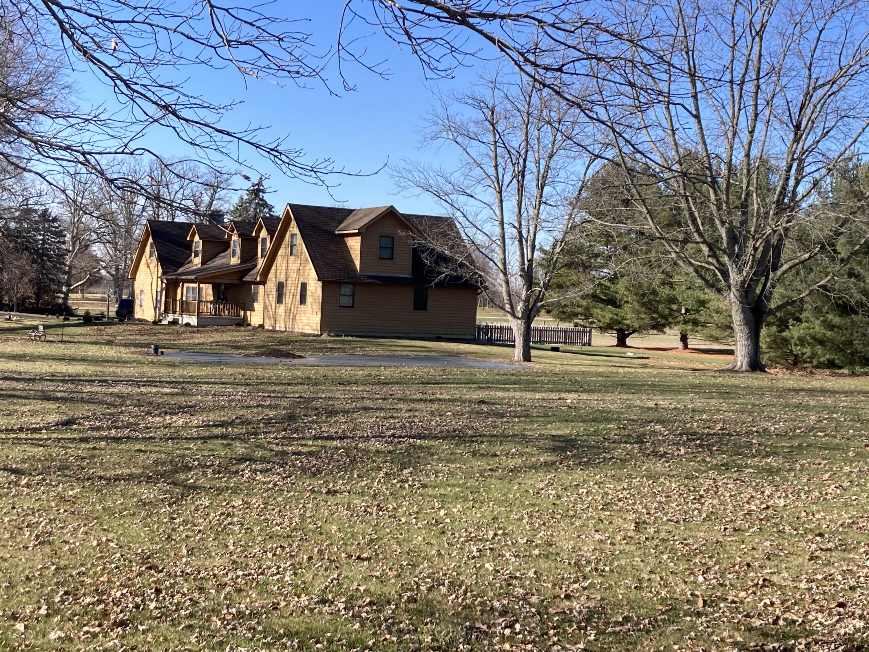 8494 Opossum Run Road London, OH 43140 - Photo 2 of 50
