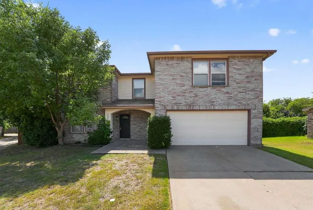 $390,000 | 2900 Palomino Court, McKinney, TX 75071