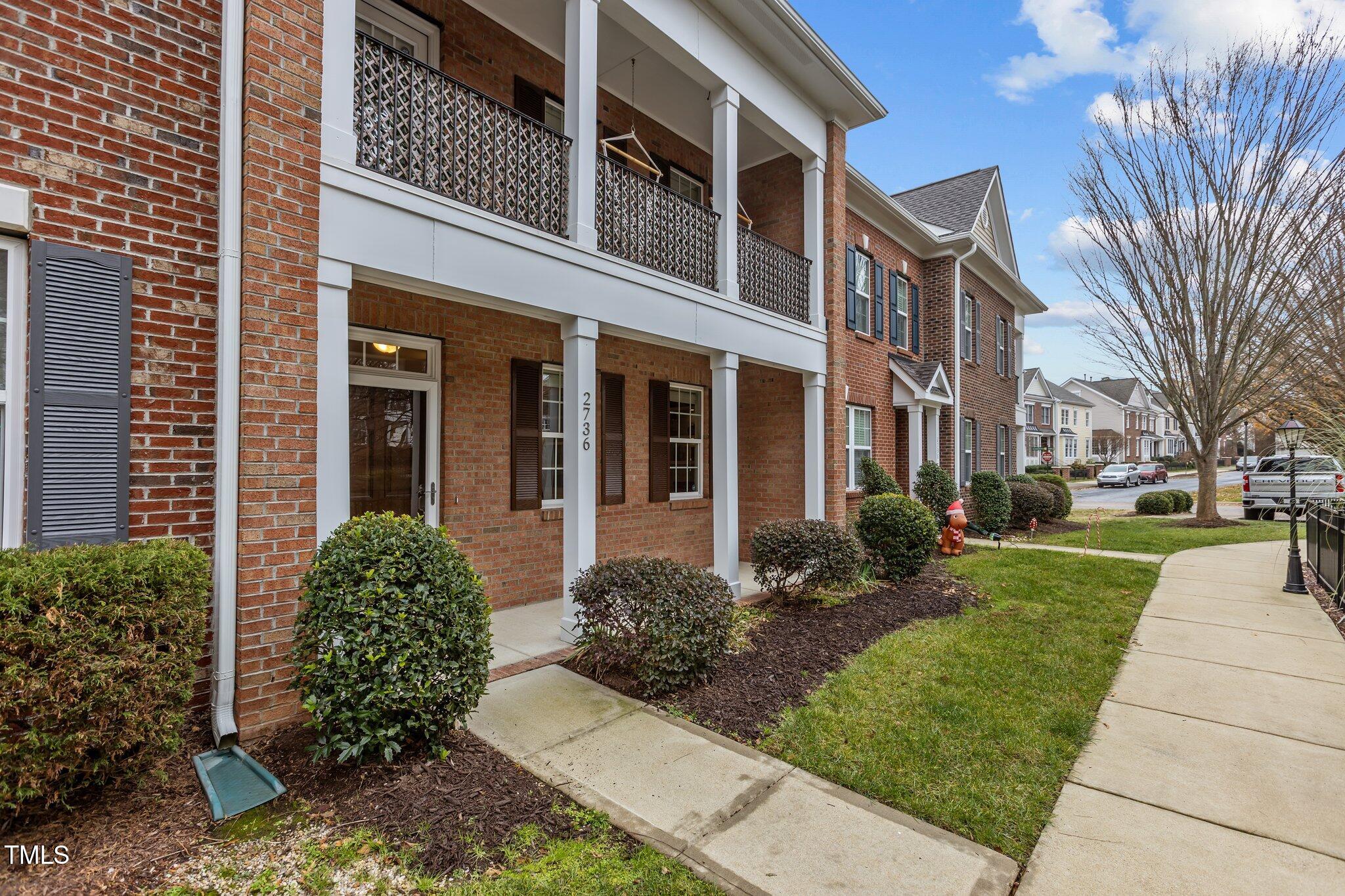 2736 Cloud Mist Circle Raleigh, NC 27614 - Photo 3 of 33 40-web-or-mls-IMGL1255
