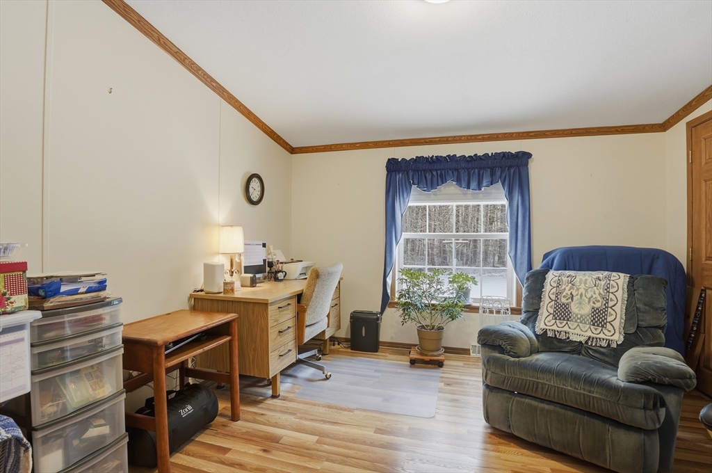 5 Cabot Road Winchendon, MA 01475 - Photo 22 of 31 a livingroom with workspace and a window