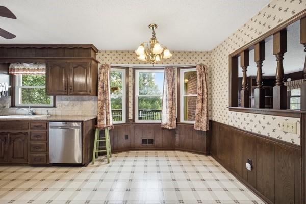 5423 Phelps Road Kansas City, MO 64136 - Photo 15 of 61 Gallery Image 15