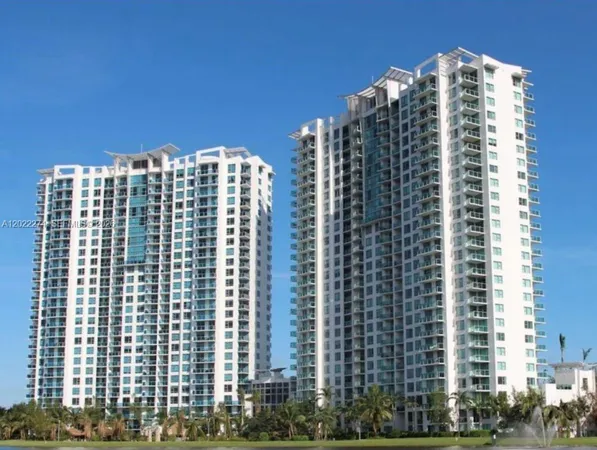 $3,299 | 2641 North Flamingo Road, Unit 603N, Sunrise, FL 33323