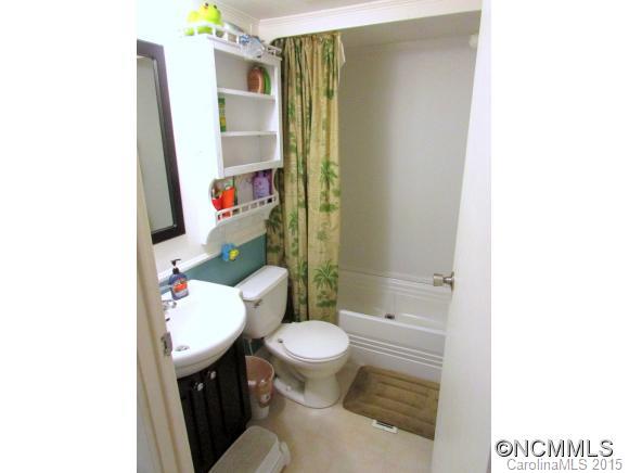 623 Jackson Road Fletcher, NC 28732 - Photo 13 of 21 Gallery Image 13