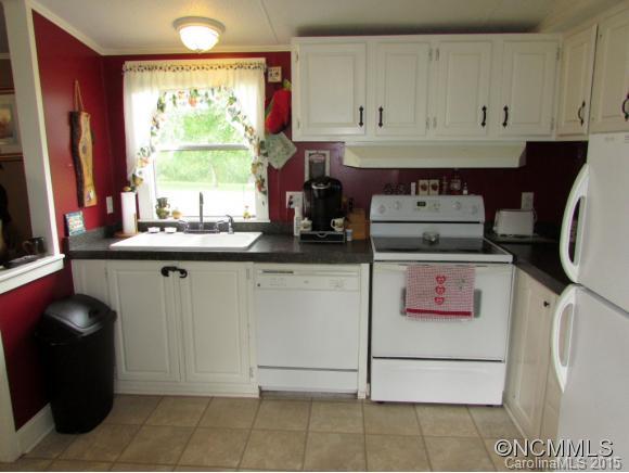 623 Jackson Road Fletcher, NC 28732 - Photo 4 of 21 Gallery Image 4