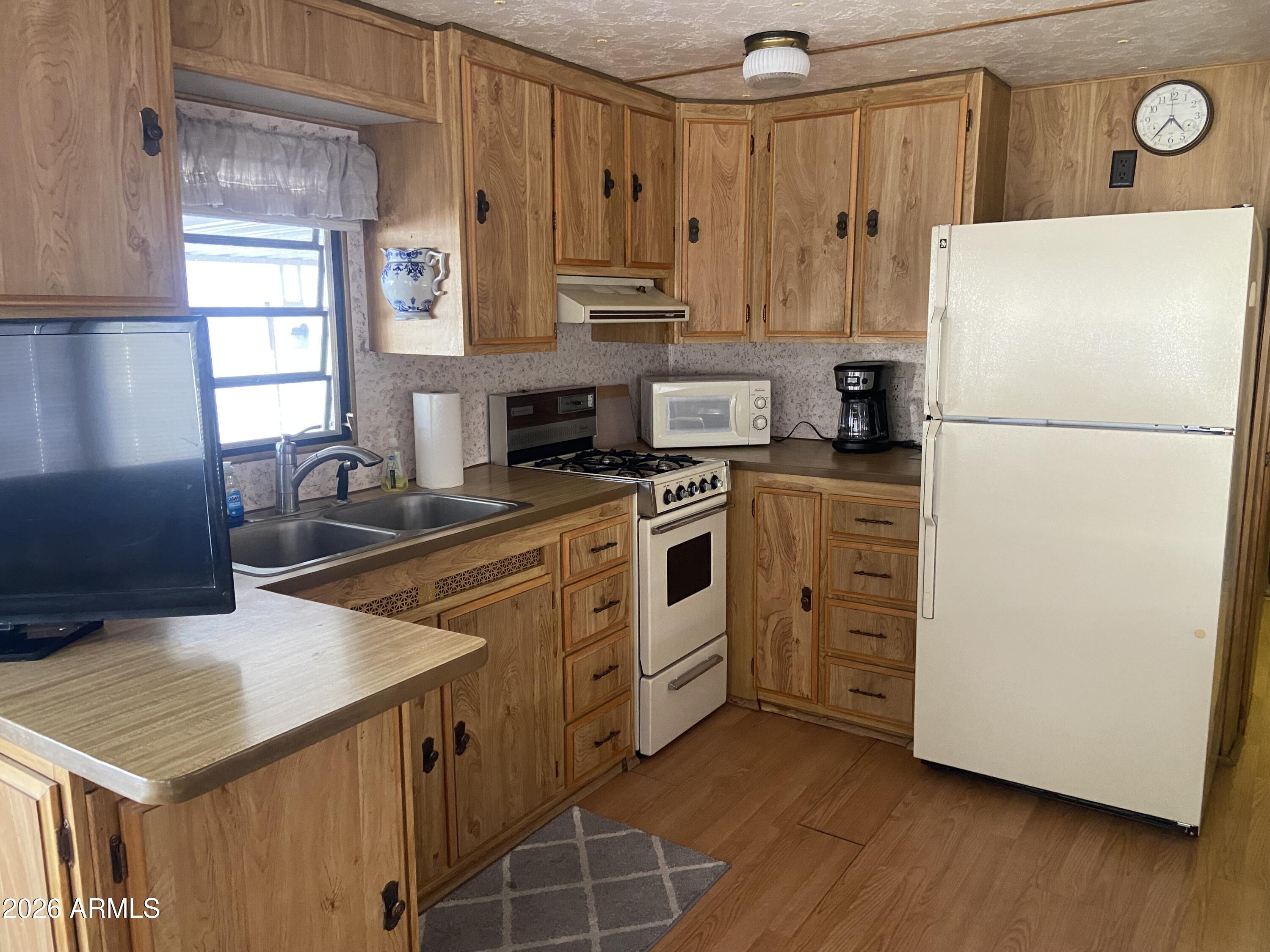 3710 South Goldfield Road, Unit 79 Apache Junction, AZ 85119 - Photo 3 of 23 IMG_7136