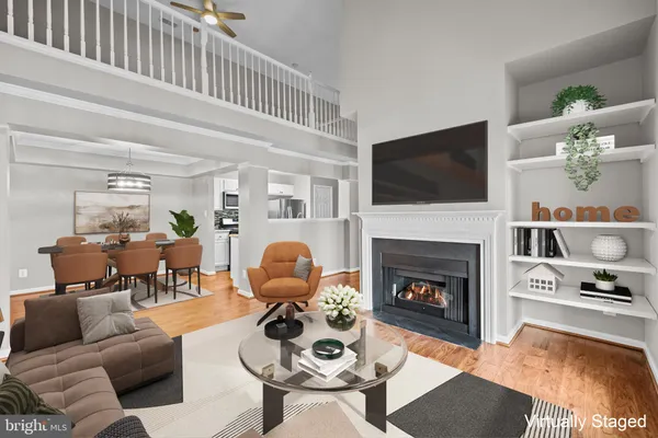 $390,000 | 46588 Drysdale Terrace, Unit 303, Sterling, VA 20165