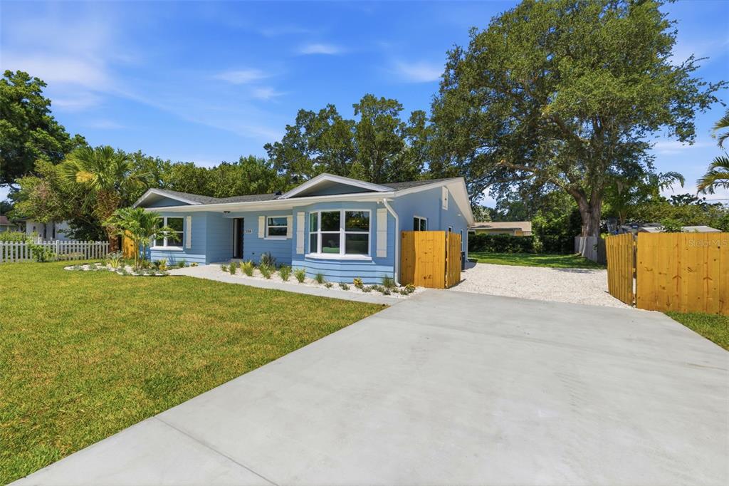 2310 Harrison Drive Dunedin, FL 34698 - Photo 35 of 46