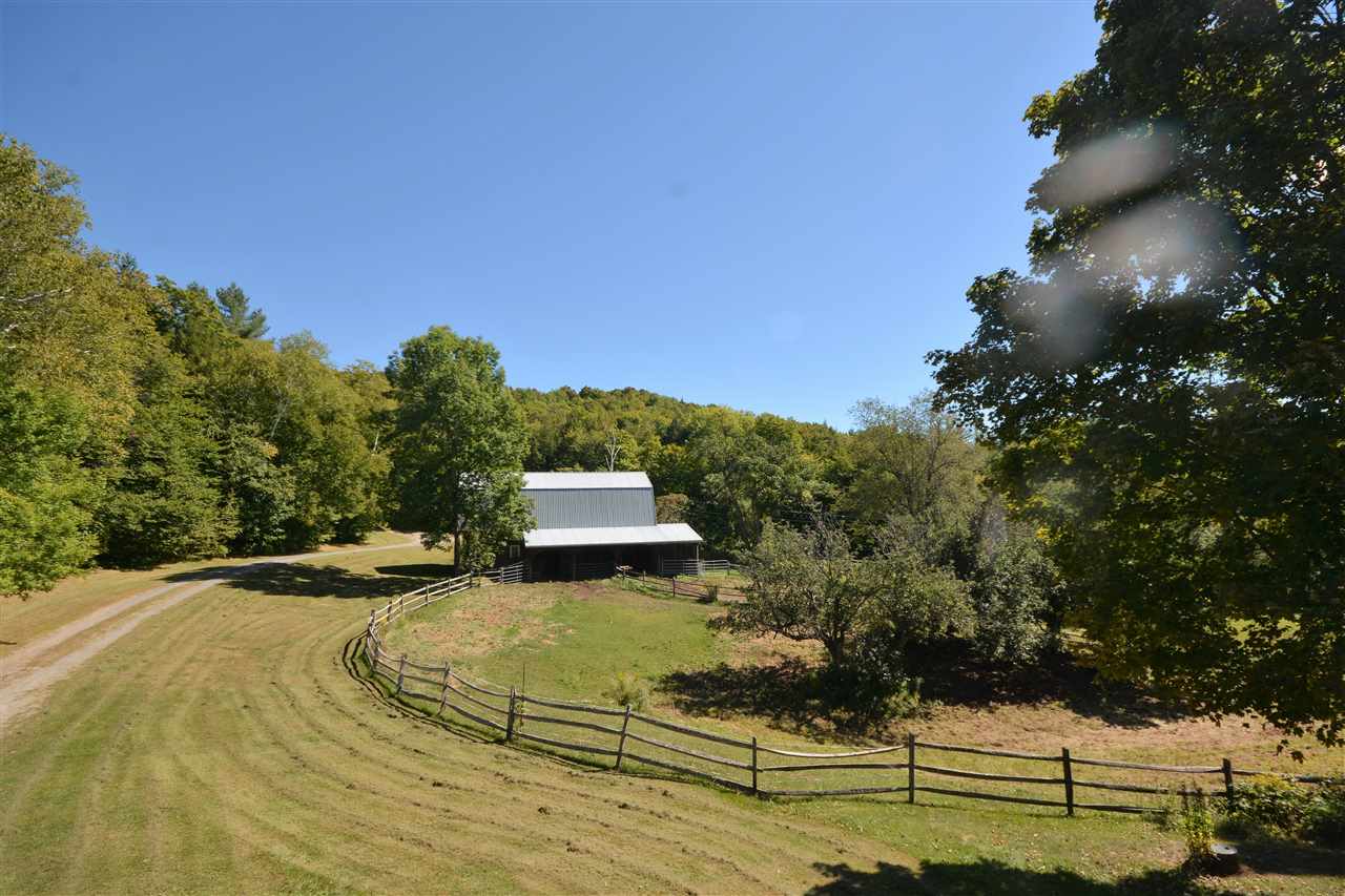 2232 Rousseau Road Royalton, VT 05032 - Photo 5 of 18