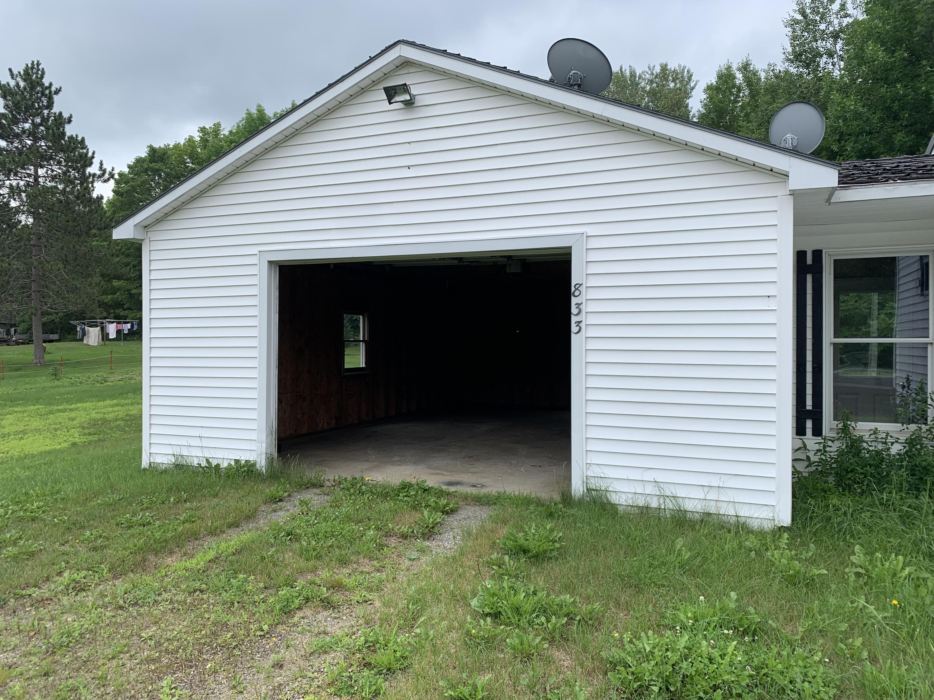 833 East Benton Road Waterville, ME 04901 - Photo 32 of 36 Garage