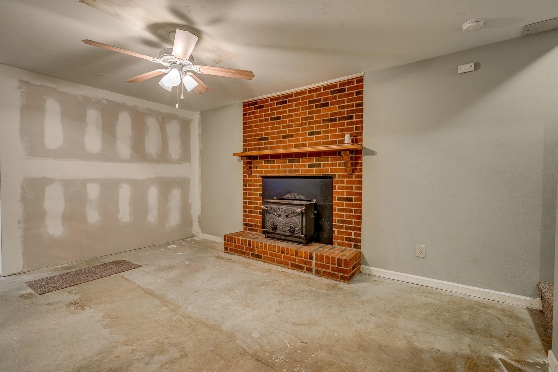 5215 Setter Road Roanoke, VA 24012 - Photo 18 of 31 018-310080-5215 Setter Road 18_7636005