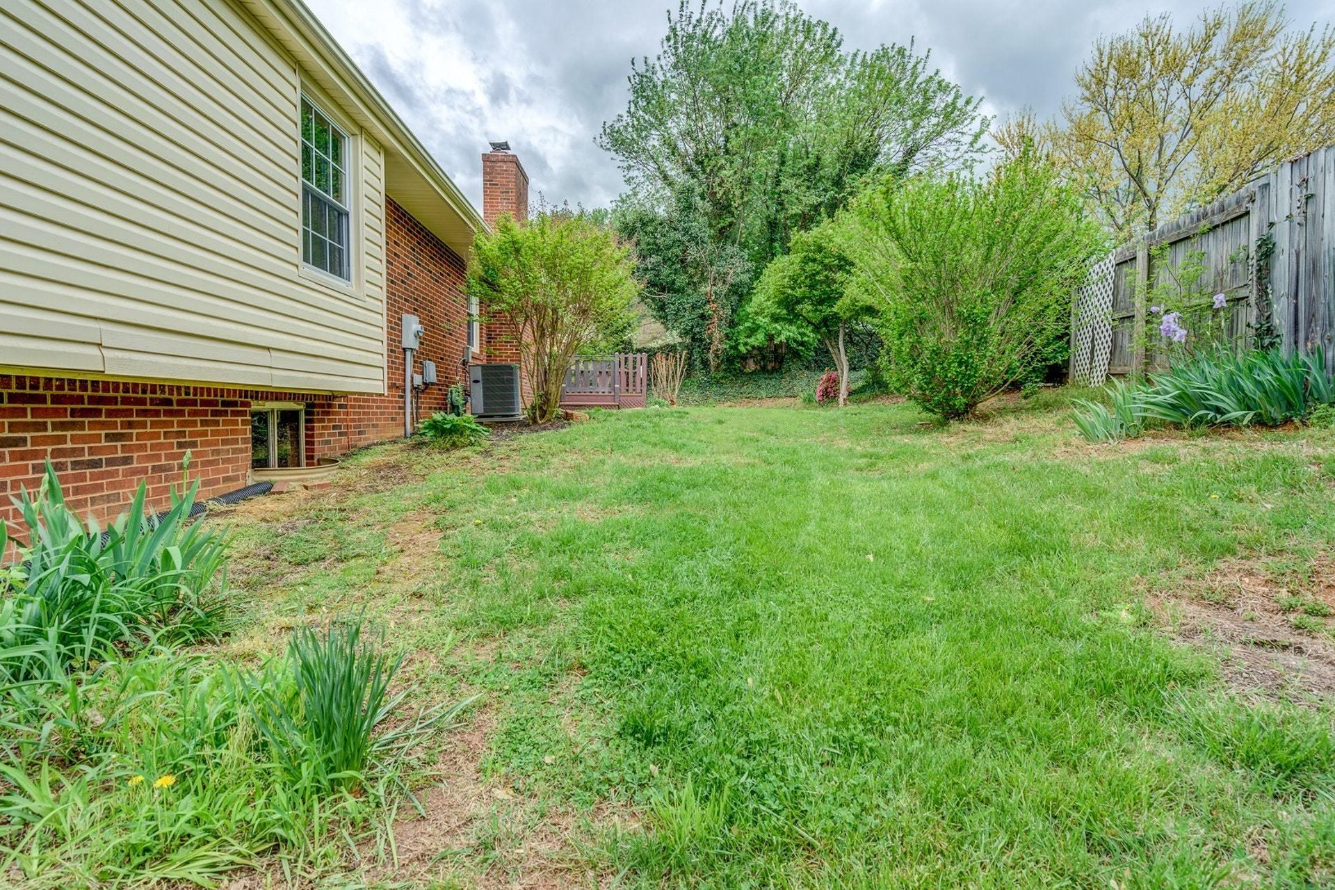5215 Setter Road Roanoke, VA 24012 - Photo 27 of 31 028-310080-5215 Setter Road 28_7636019