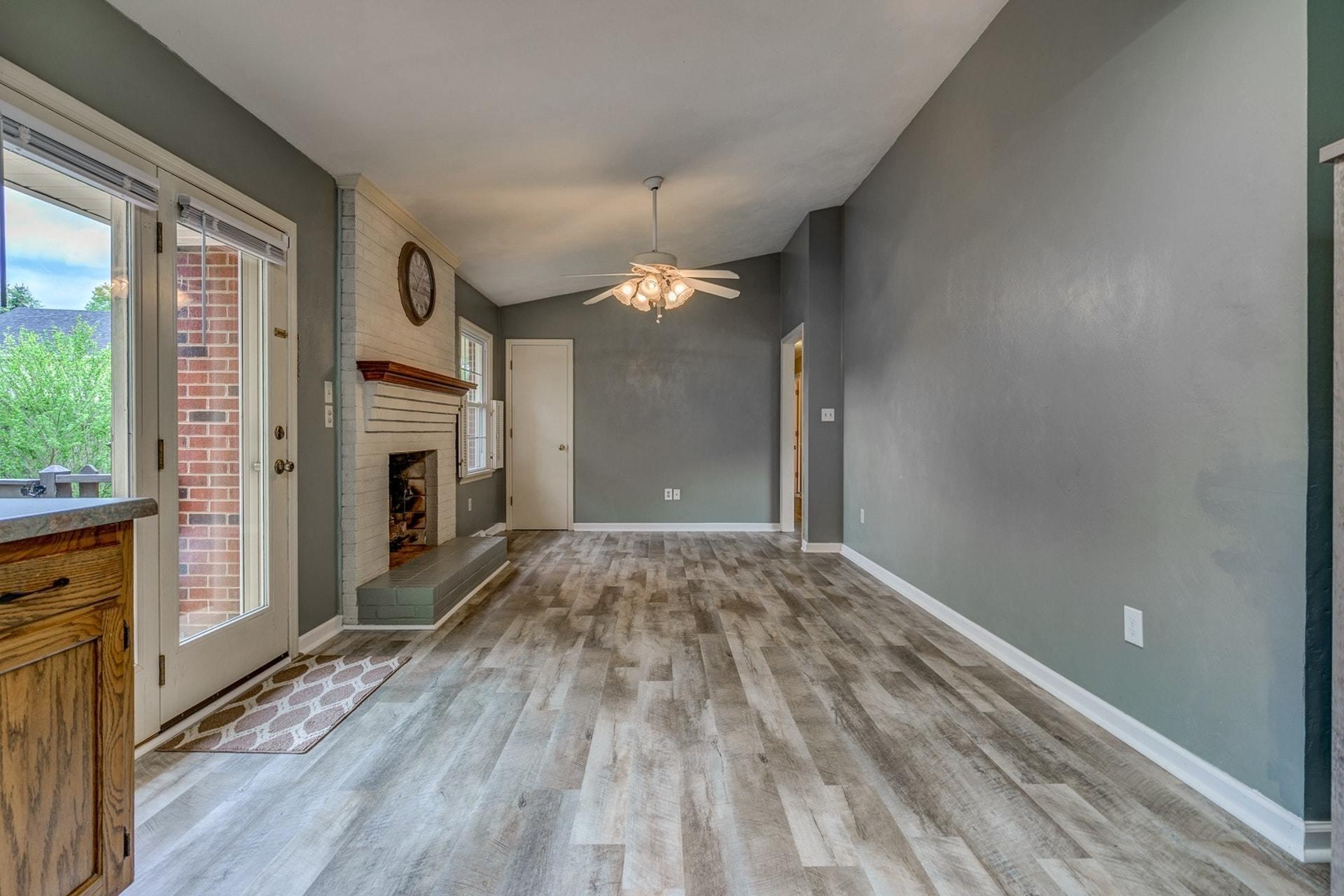 5215 Setter Road Roanoke, VA 24012 - Photo 10 of 31 010-310080-5215 Setter Road 10_7635996