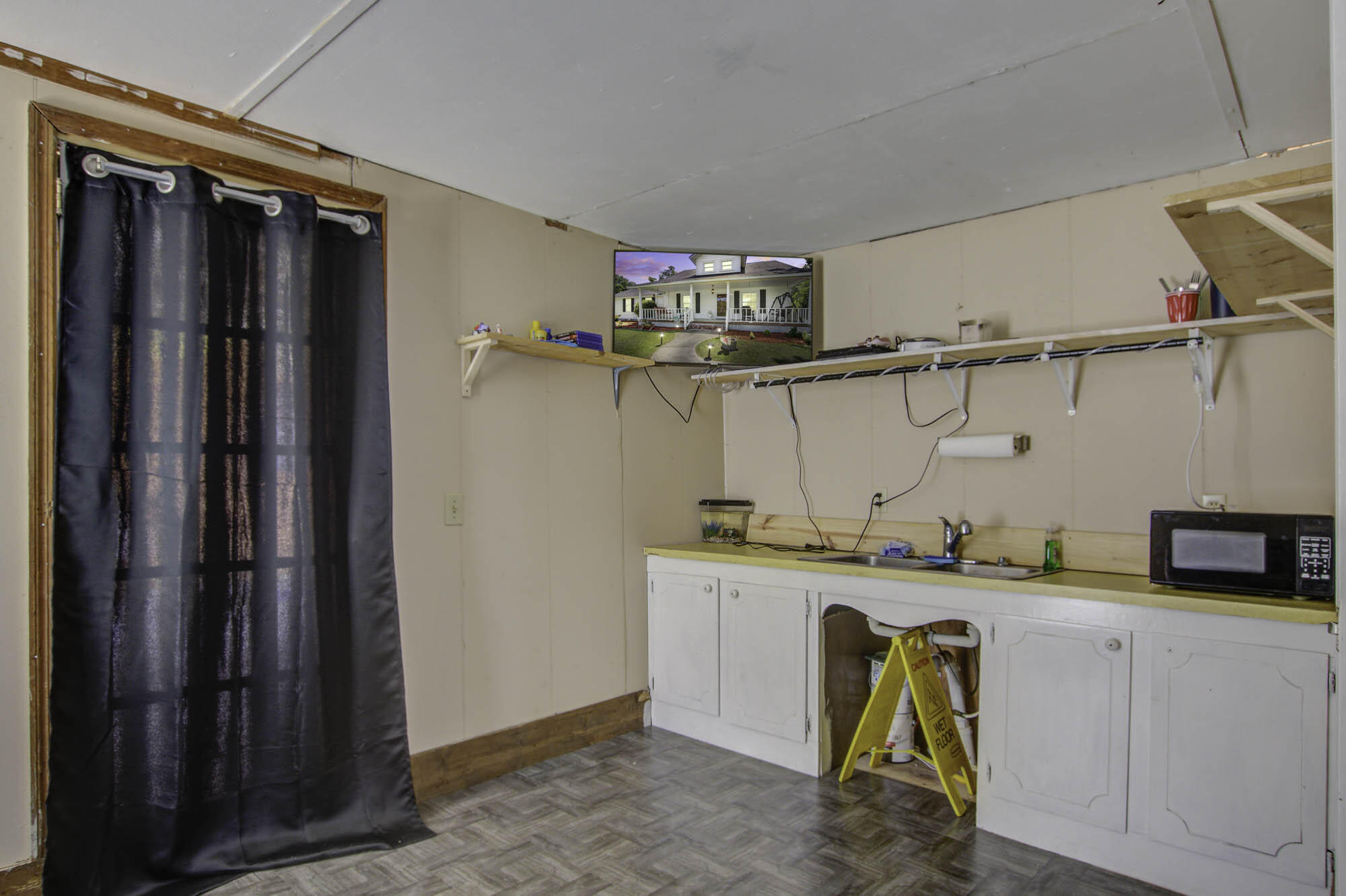 633 Country Club Road Andrews, SC 29510 - Photo 49 of 71 Half Kitchen