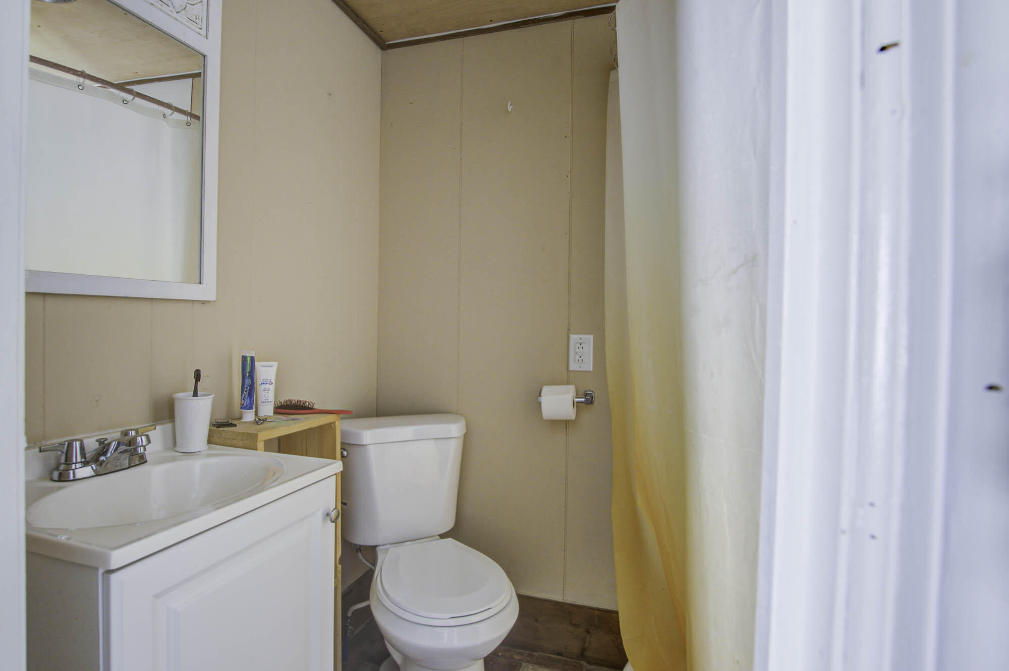 633 Country Club Road Andrews, SC 29510 - Photo 50 of 71 Full bath