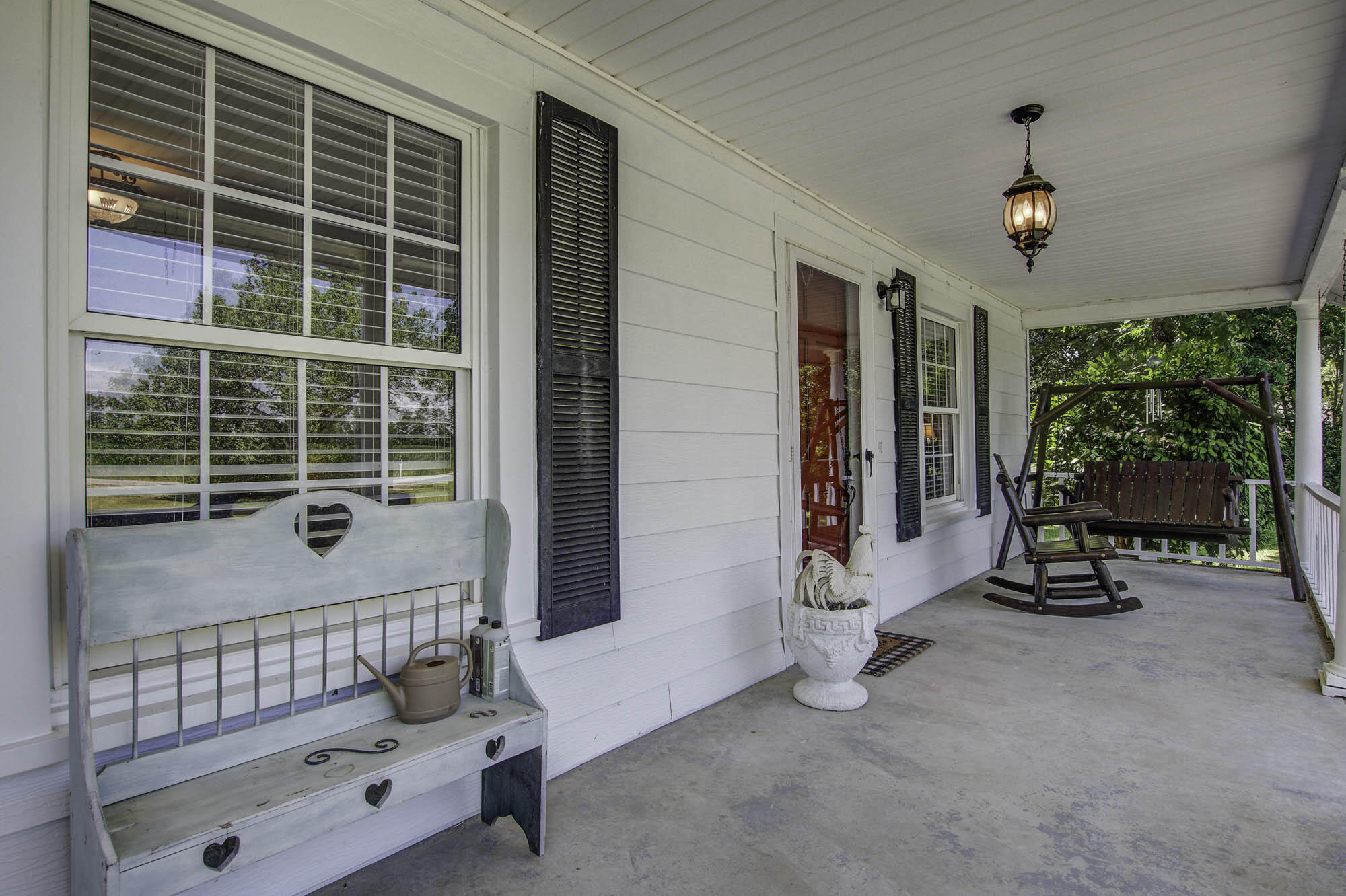 633 Country Club Road Andrews, SC 29510 - Photo 5 of 71 Front Porch