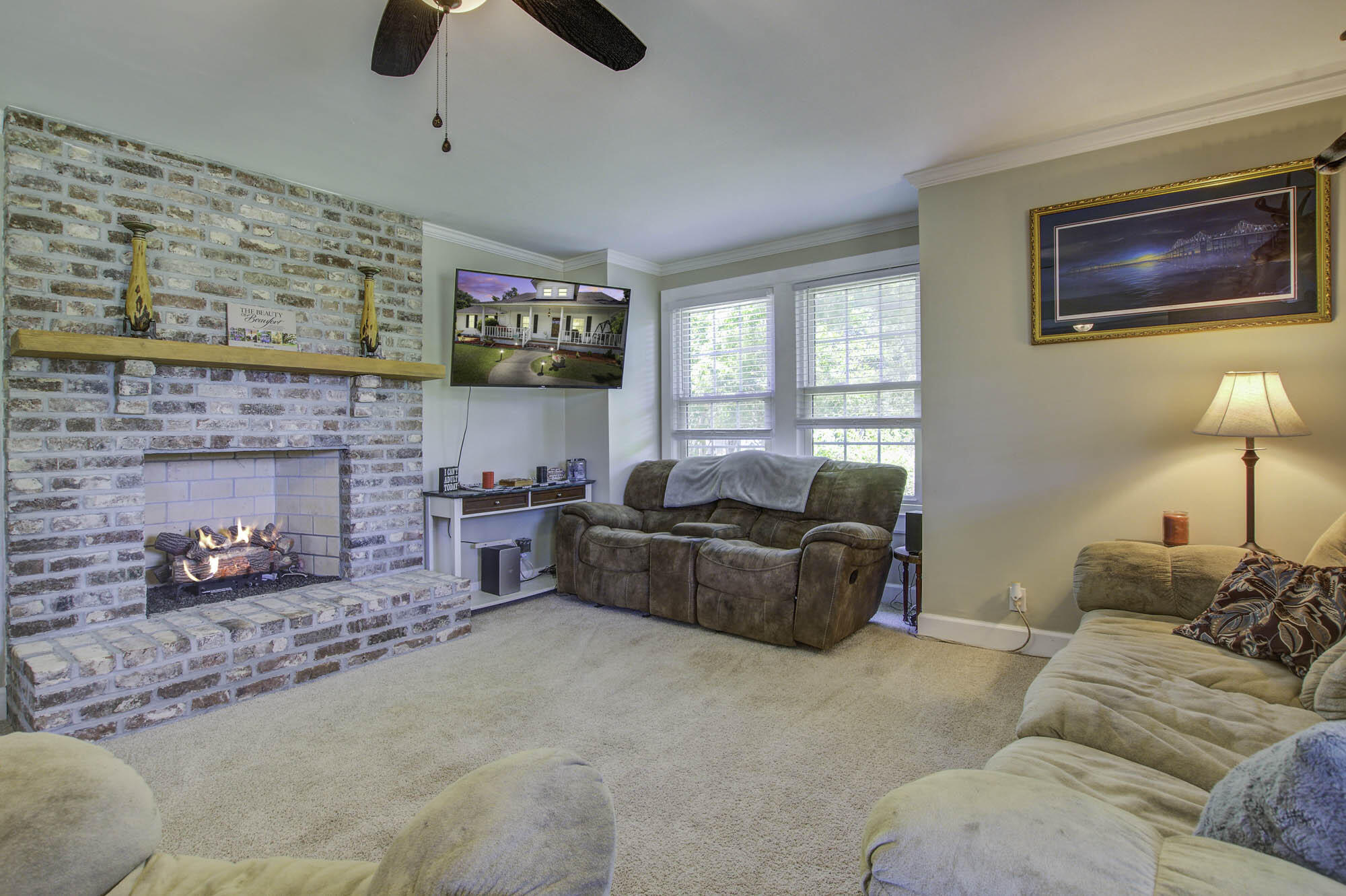 633 Country Club Road Andrews, SC 29510 - Photo 7 of 71 Fireplace