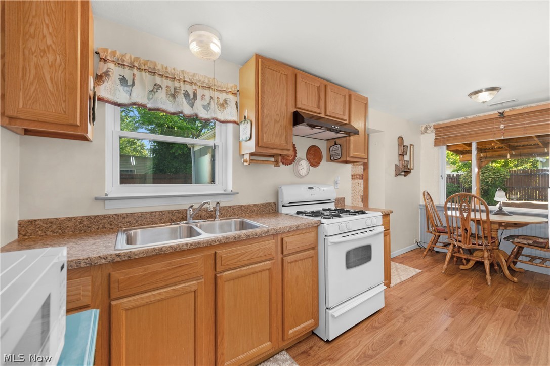 303 Roxboro Road Vermilion, OH 44089 - Photo 12 of 50